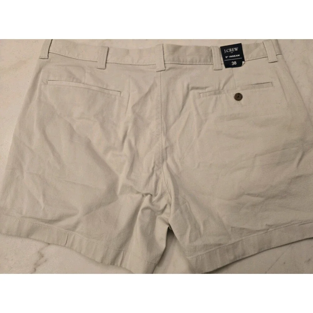 J. Crew NWT 5in Flex Chino Light Khaki Shorts Size 38 Mens Flat Front Casual